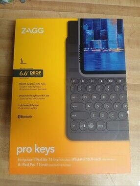New In BoxPro Keys Detachable Keyboard & Case — Gray